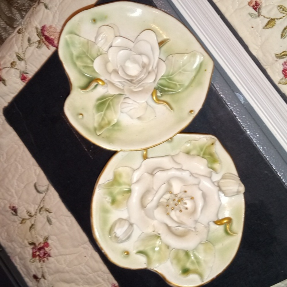 Set of flower decor 4in ea